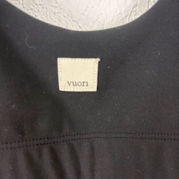 Vuori Black Scoop Neck Sports Bra Size Small - Picture 5 of 8